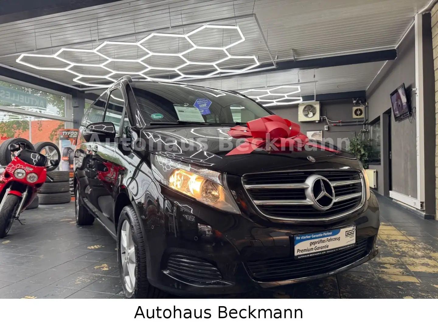 Mercedes-Benz V 220 V -Klasse 220 CDI/d, 250 CDI/BT/d lang Schwarz - 1