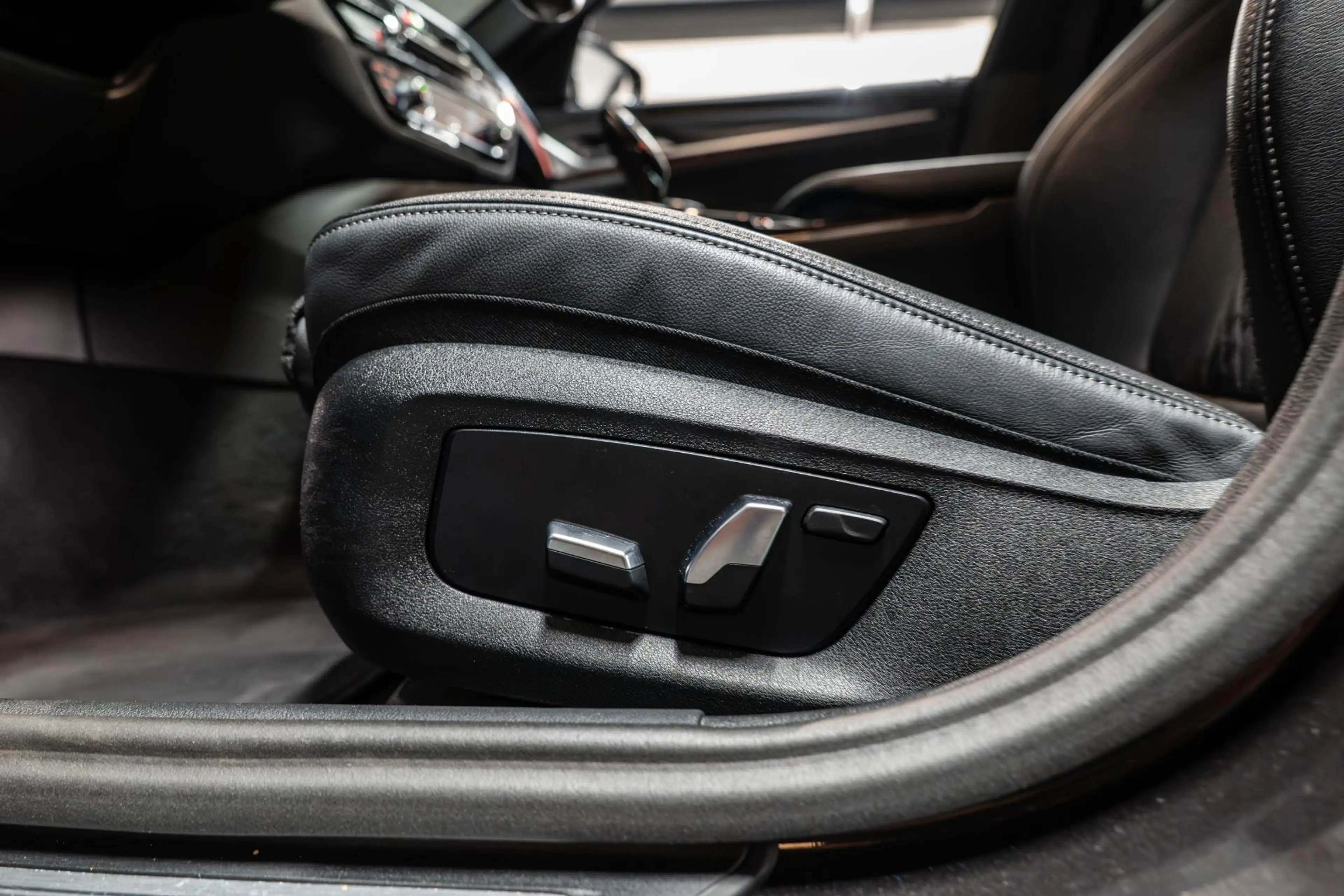 BMW 520 5-serie Touring 520i Business Edition Plus Sensate — photo 4