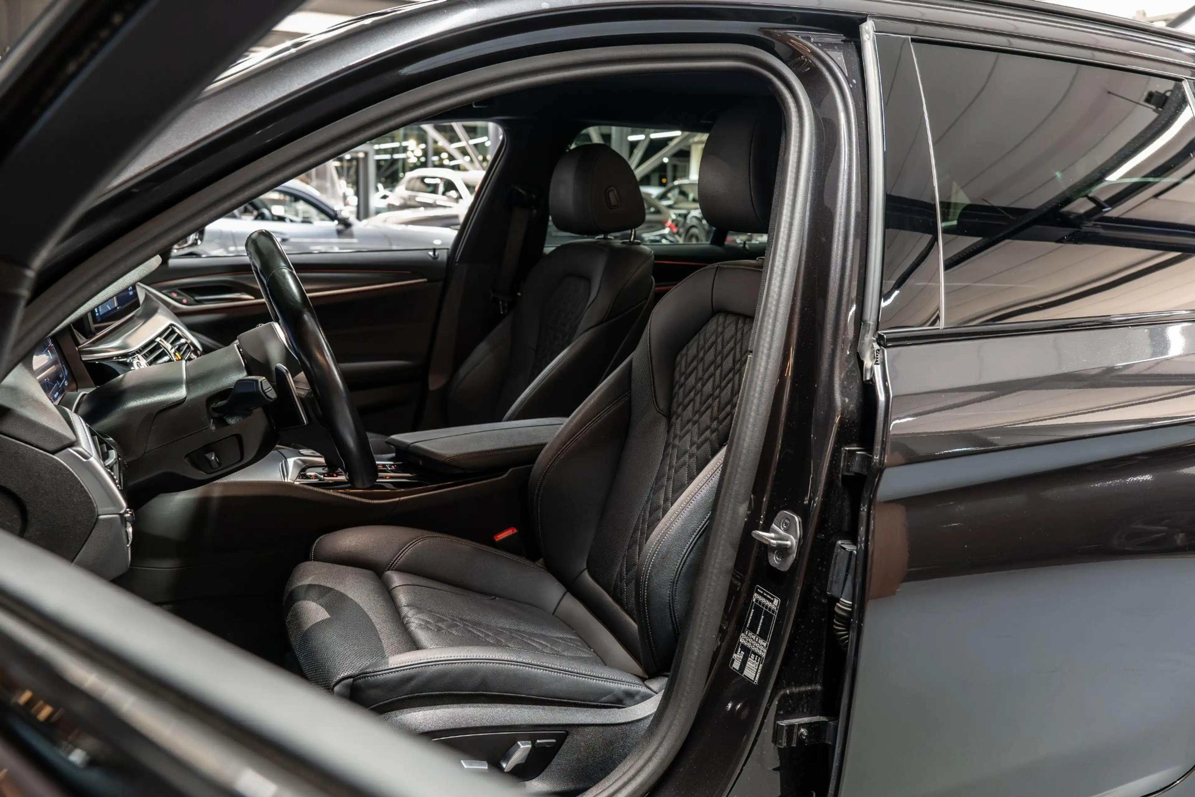 BMW 520 5-serie Touring 520i Business Edition Plus Sensate — photo 3