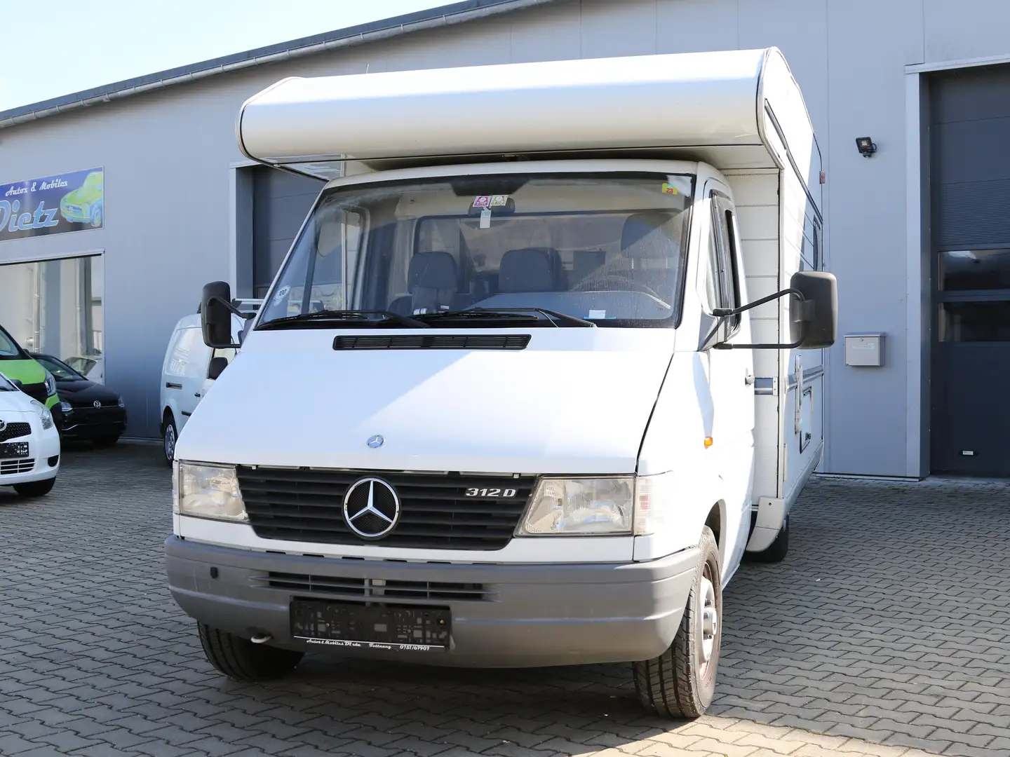 Mercedes-Benz Sprinter 212 D 902.422 Weiß - 1