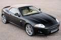 Jaguar XK 4.2 V8 Convertible zeldzame kleurstelling Negro - thumbnail 3