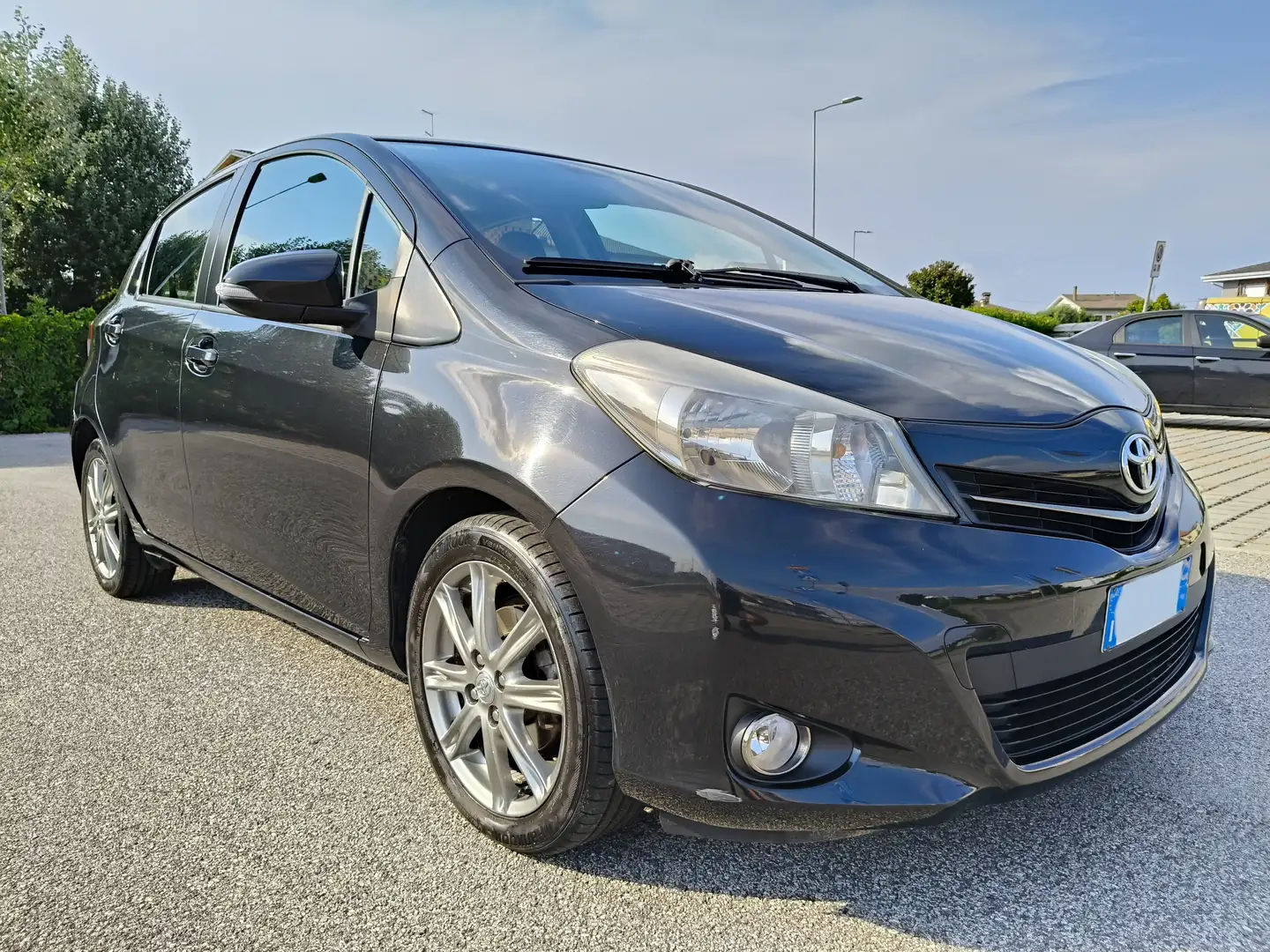 Toyota Yaris Yaris III 5p 1.4 d-4d Neopat. Lounge WRC AUTO SRL Noir - 1