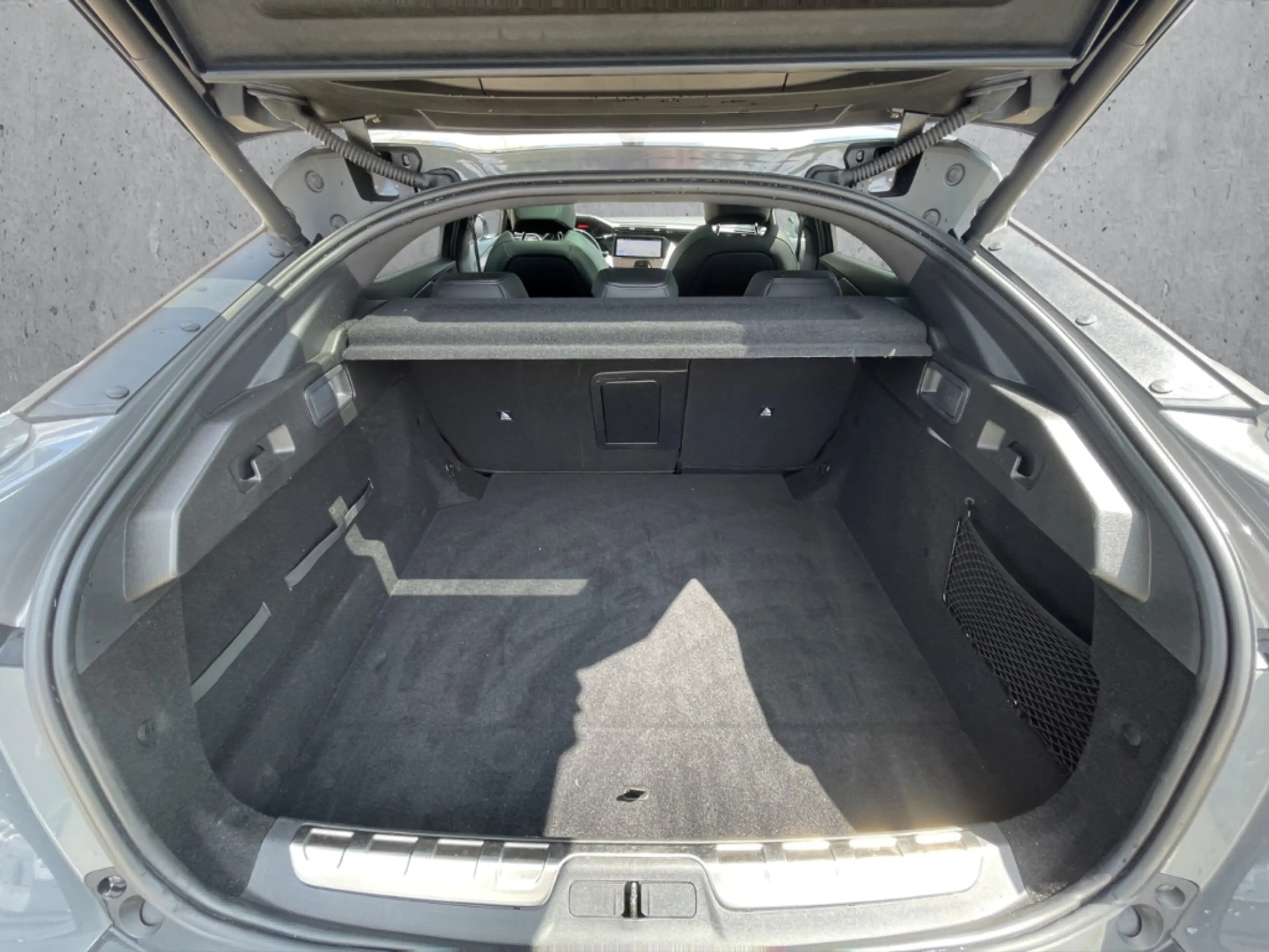 Peugeot 408 GT PureTech 130 EAT8 El. Panodach Navi Memory Sitz — photo 7