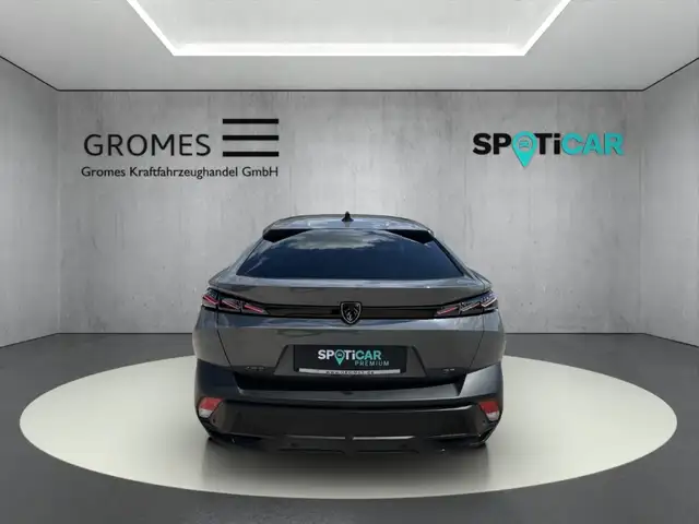 Peugeot 408 view 4