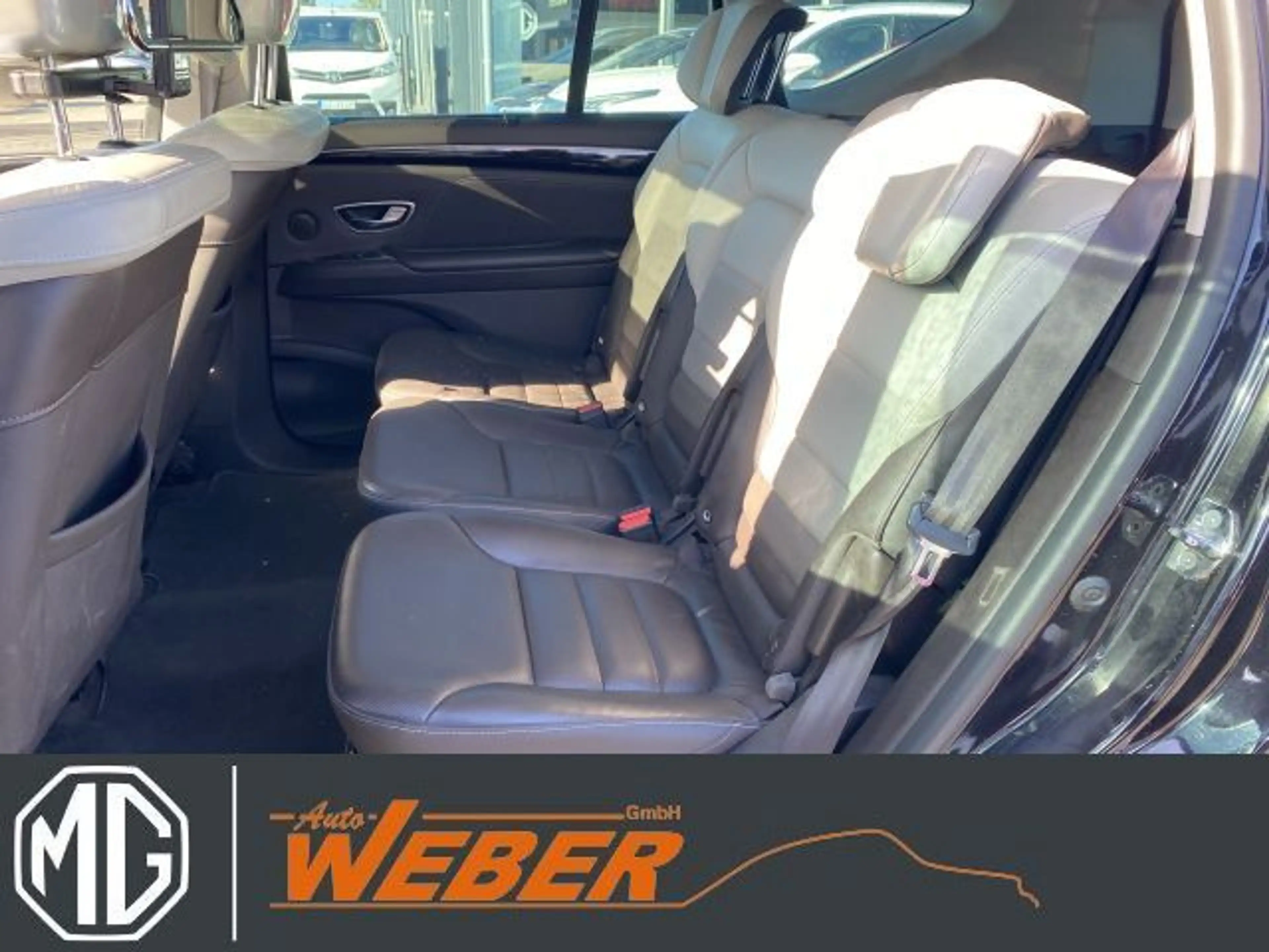 Renault Espace V Initiale Paris 1.6 DCI  Automatik — photo 9