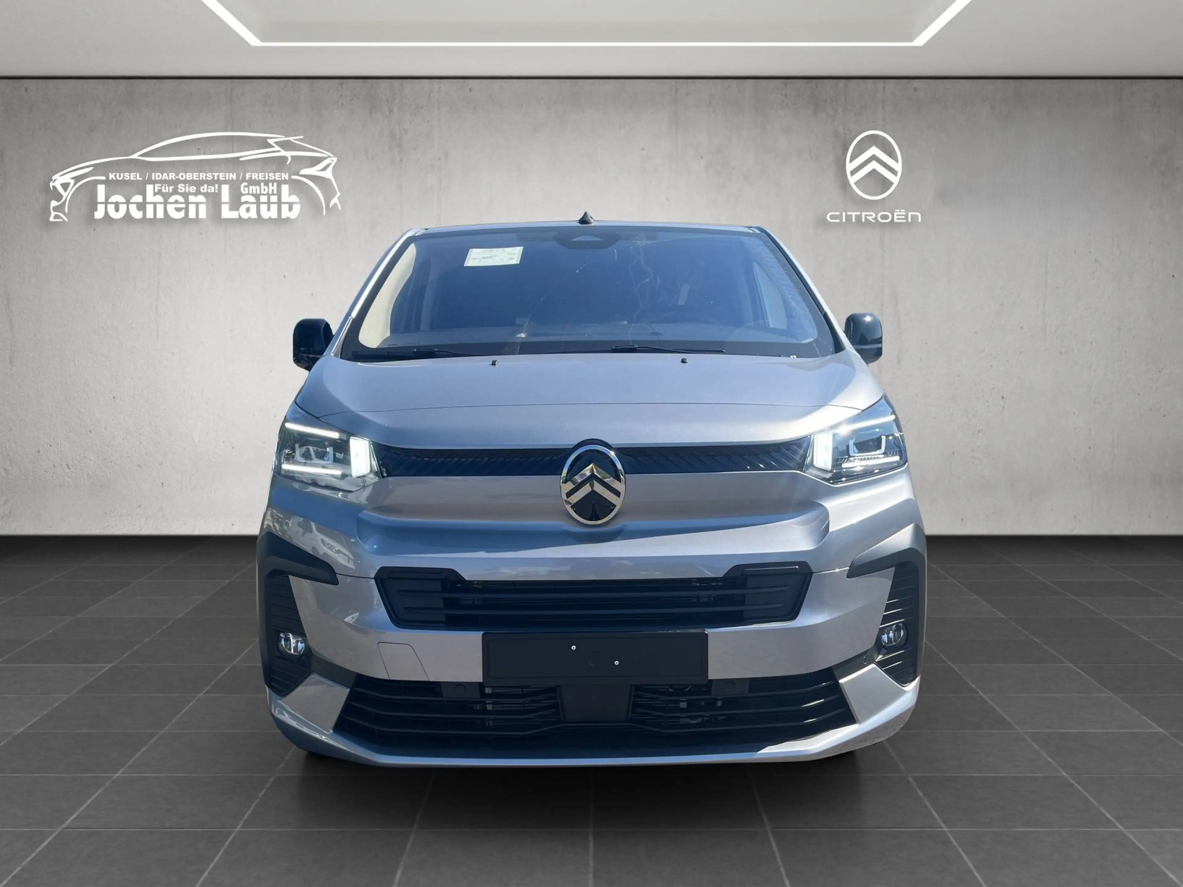 Citroen Spacetourer Plus M — photo 3