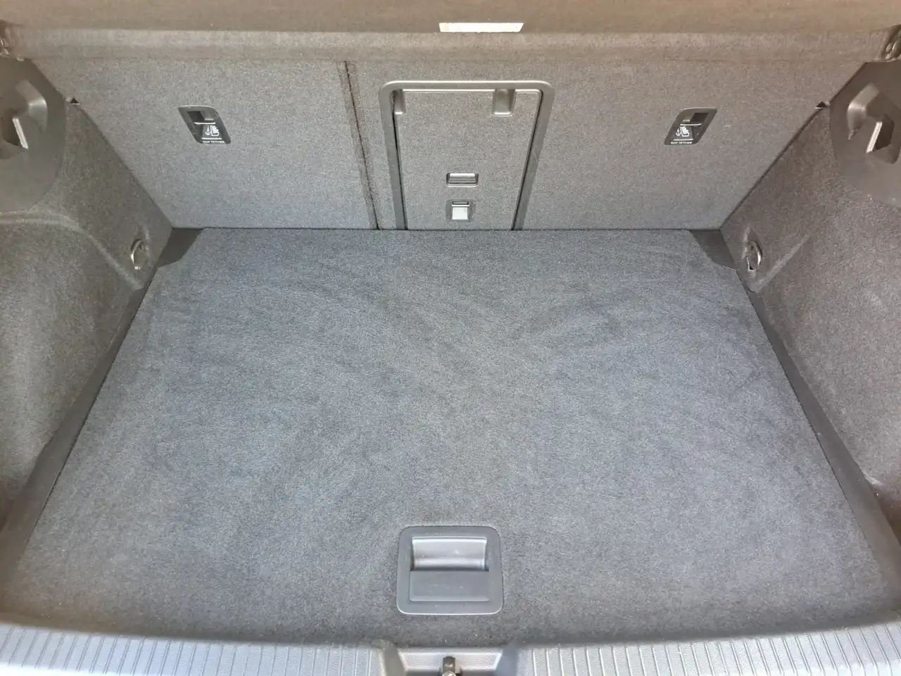 Volkswagen Golf VIII GTD 2.0 TDI DSG STANDHEIZ PANO MATRIX NAV AP, миниатюра 12