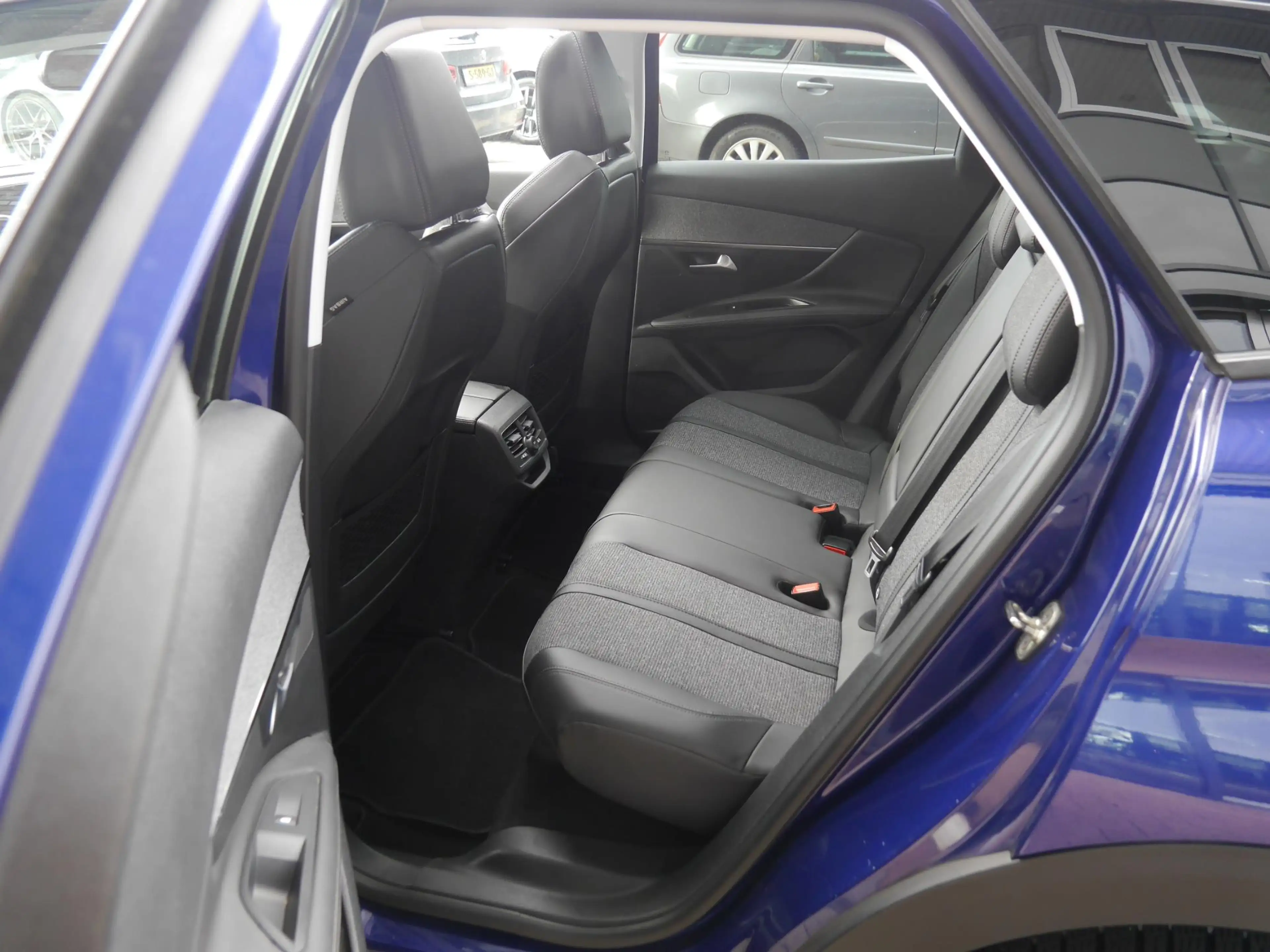 Peugeot 3008 1.6 e-THP Allure | Automaat | Panoramadak / schuif — photo 11