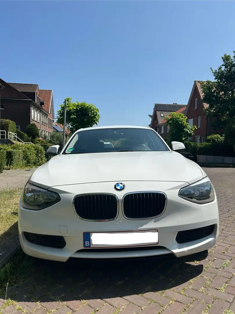 BMW 114 114i Sport Line - 2