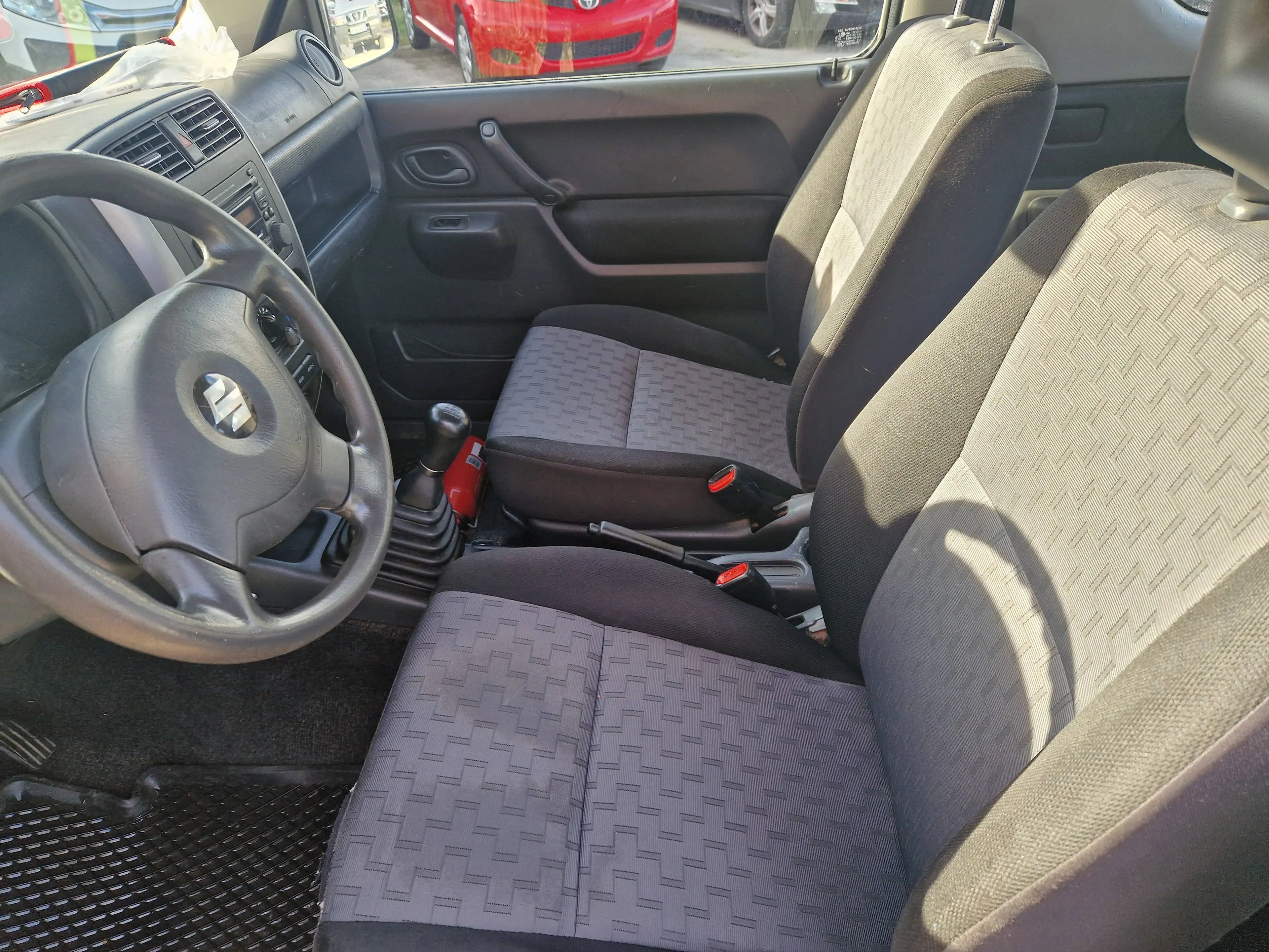 Suzuki Jimny 1.5 DDiS JLX Blue Sky — photo 10