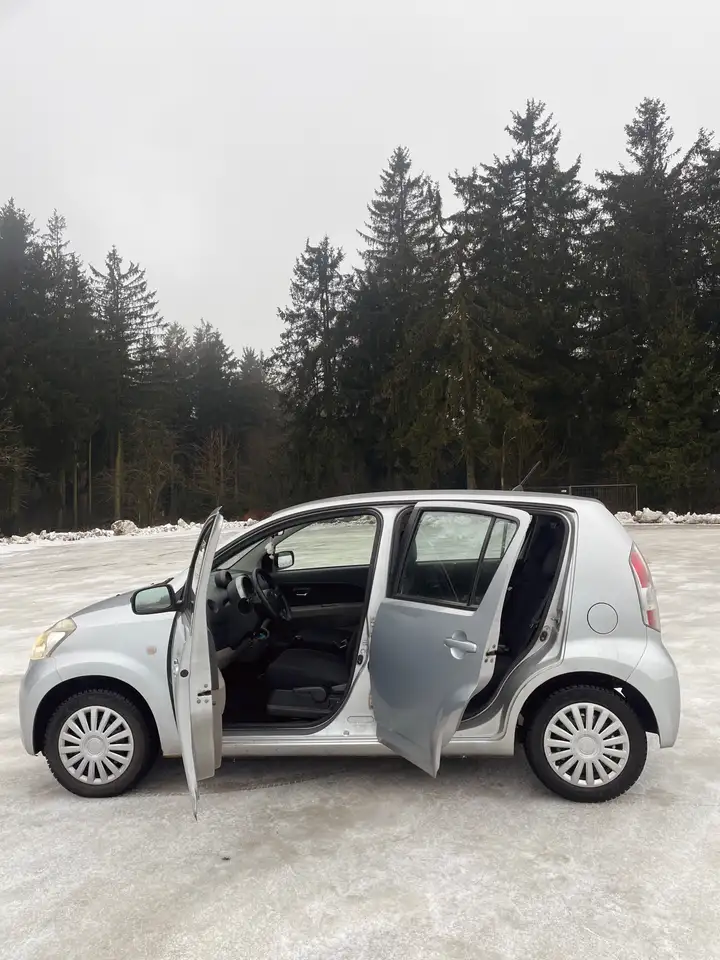 Daihatsu Sirion