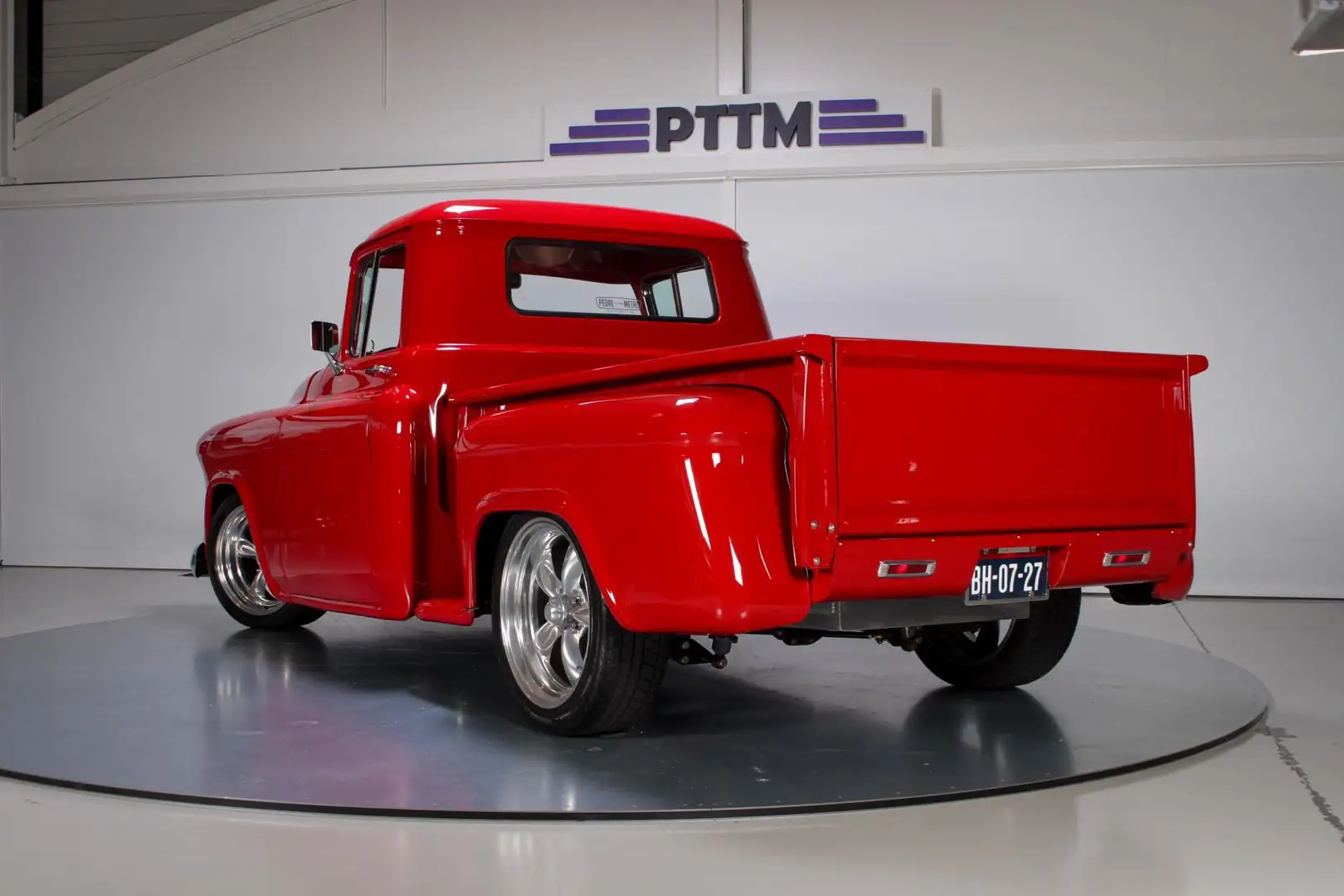 Chevrolet USA Apache Pro Touring Rood - 2
