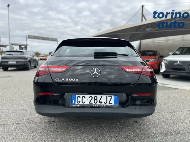 Mercedes-Benz CLA view 6