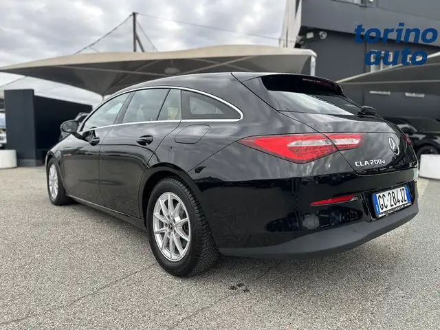 Mercedes-Benz CLA view 5