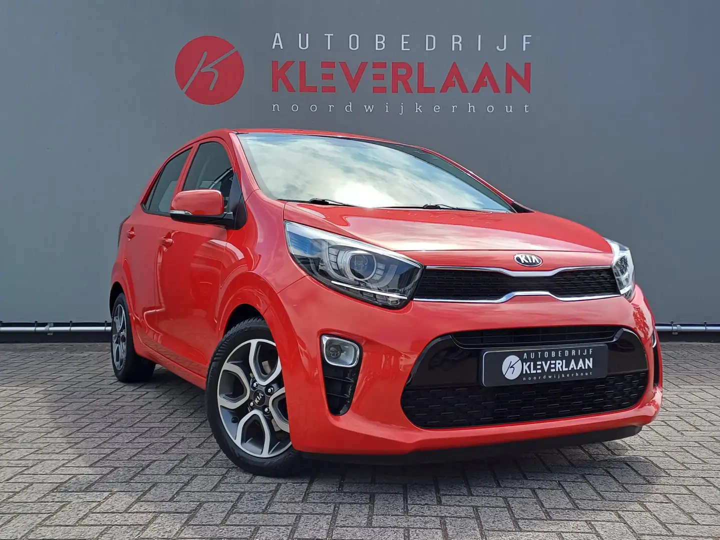 Kia Picanto 1.0 CVVT DynamicPlusLine | NAVI | CAMERA | AIRCO | Rood - 1