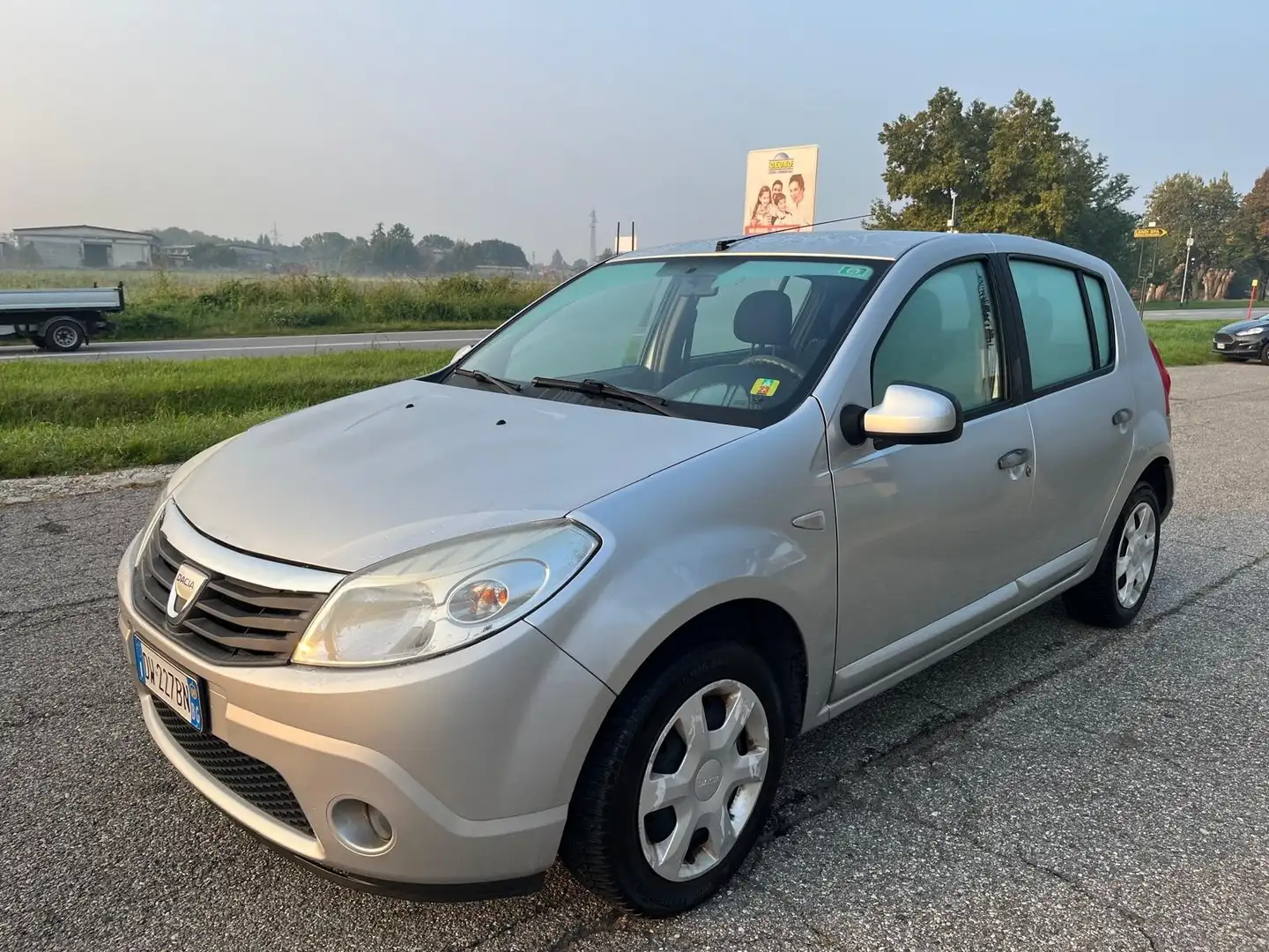 Dacia Sandero Sandero 1.4 8V GPL Lauréate Grigio - 1
