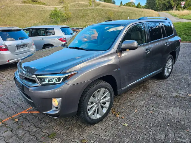 Toyota Highlander Hybrid Klima Navi Kamera 6 Sitzer