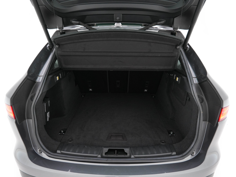 Jaguar F-Pace 2.0 Portfolio AWD 20d Aut. *PANO | LEATHER | XENON — photo 11