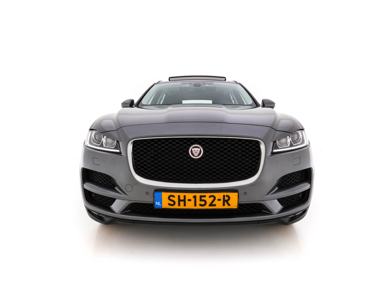 Jaguar F-Pace 2.0 Portfolio AWD 20d Aut. *PANO | LEATHER | XENON — photo 2