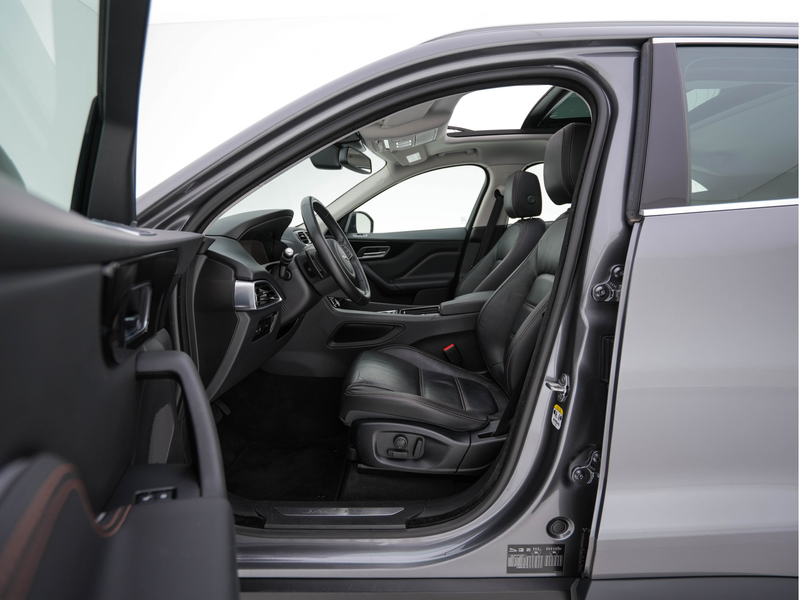 Jaguar F-Pace 2.0 Portfolio AWD 20d Aut. *PANO | LEATHER | XENON — photo 9