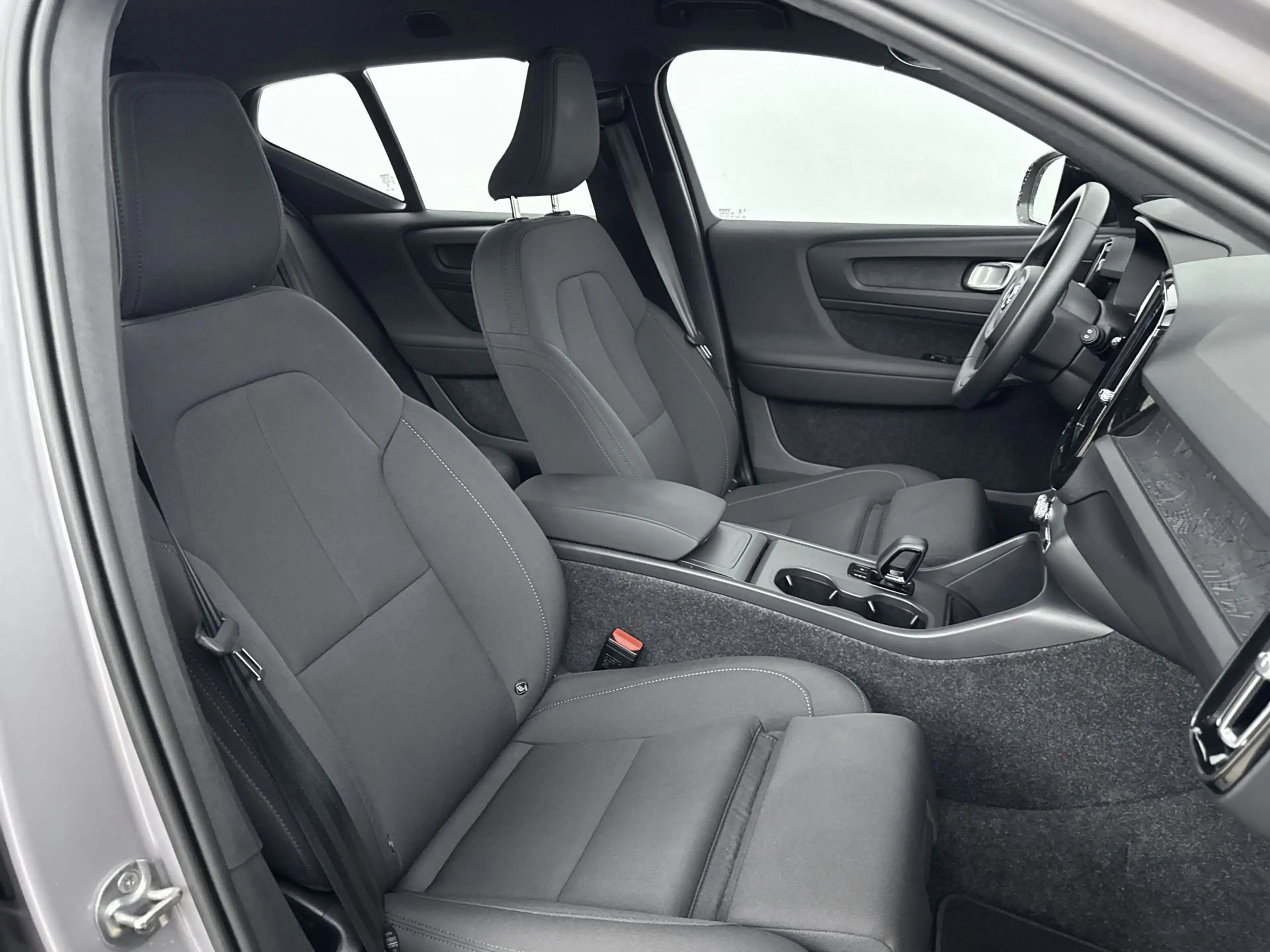 Volvo EX40 Single Motor Extended Range Plus 82 kWh | Trekhaak — photo 36
