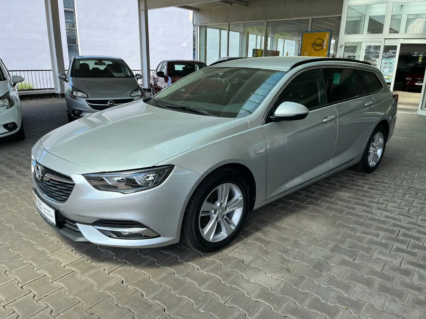 Opel Insignia B Sports Tourer Edition Silber - 1