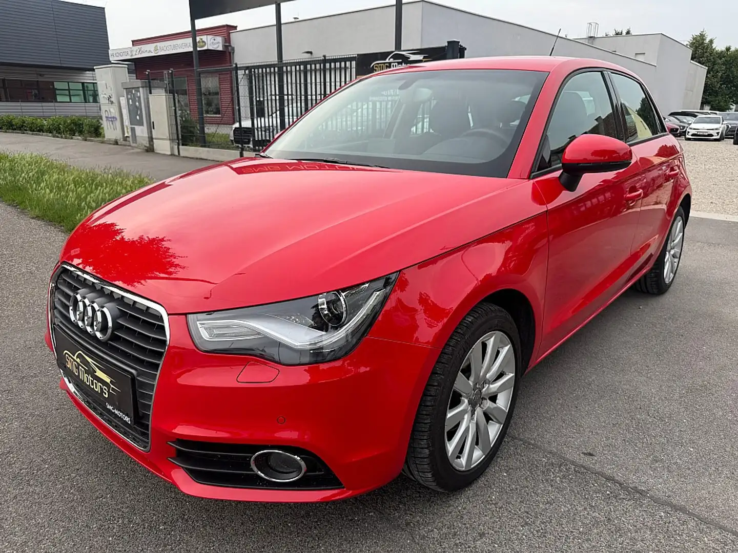 Audi A1 SB 1,6 TDI Ambition Rot - 2