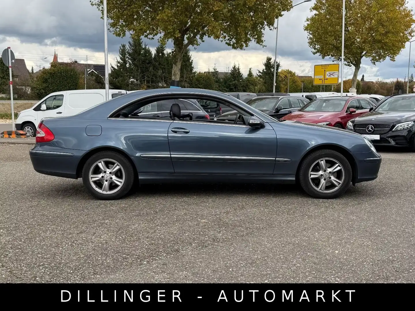 Mercedes-Benz CLK 200 Kompr. Avantgarde AUTOMATIK Coupe Grau - 2