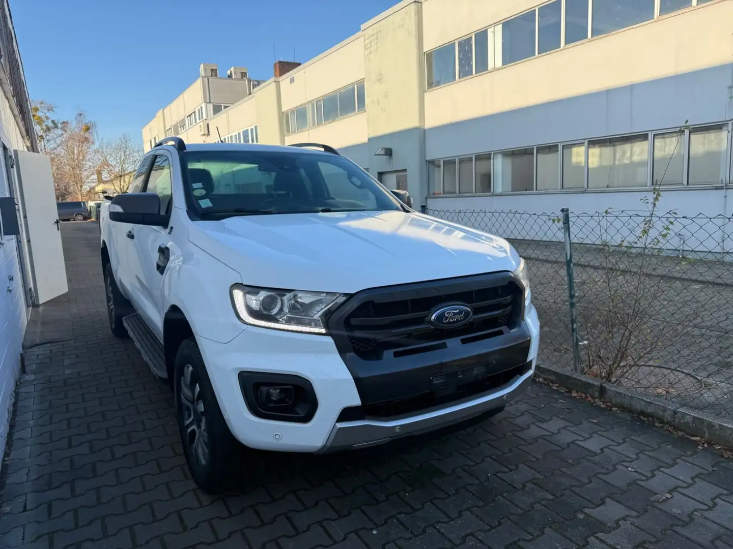 Ford Ranger Wildtrak Extrakabine 4x4 Weiß - 1