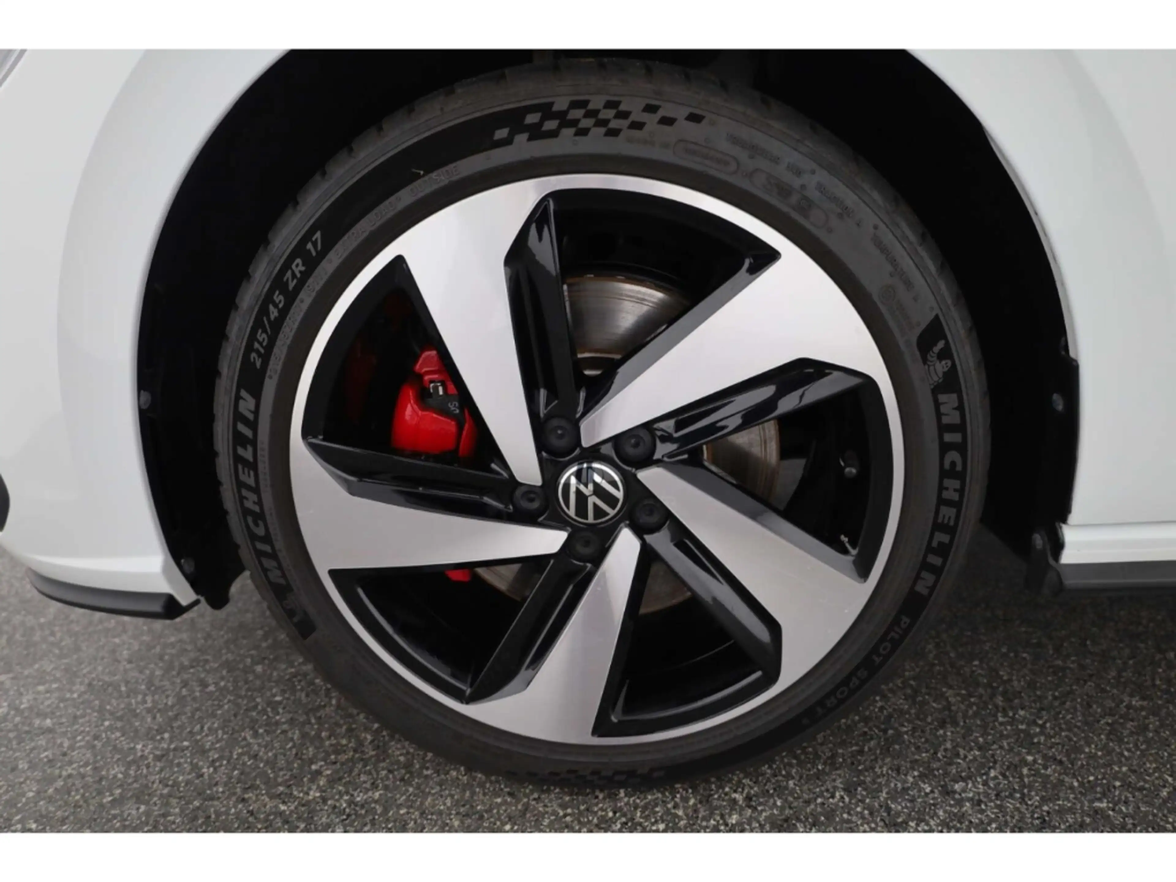 Volkswagen Polo GTI 2.0 TSI OPF — photo 9
