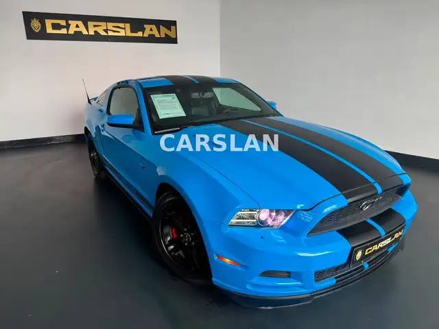 Ford Mustang main image