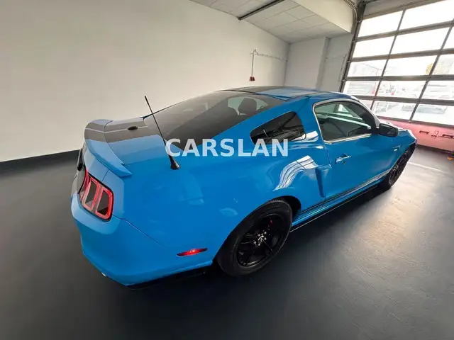 Ford Mustang view 15