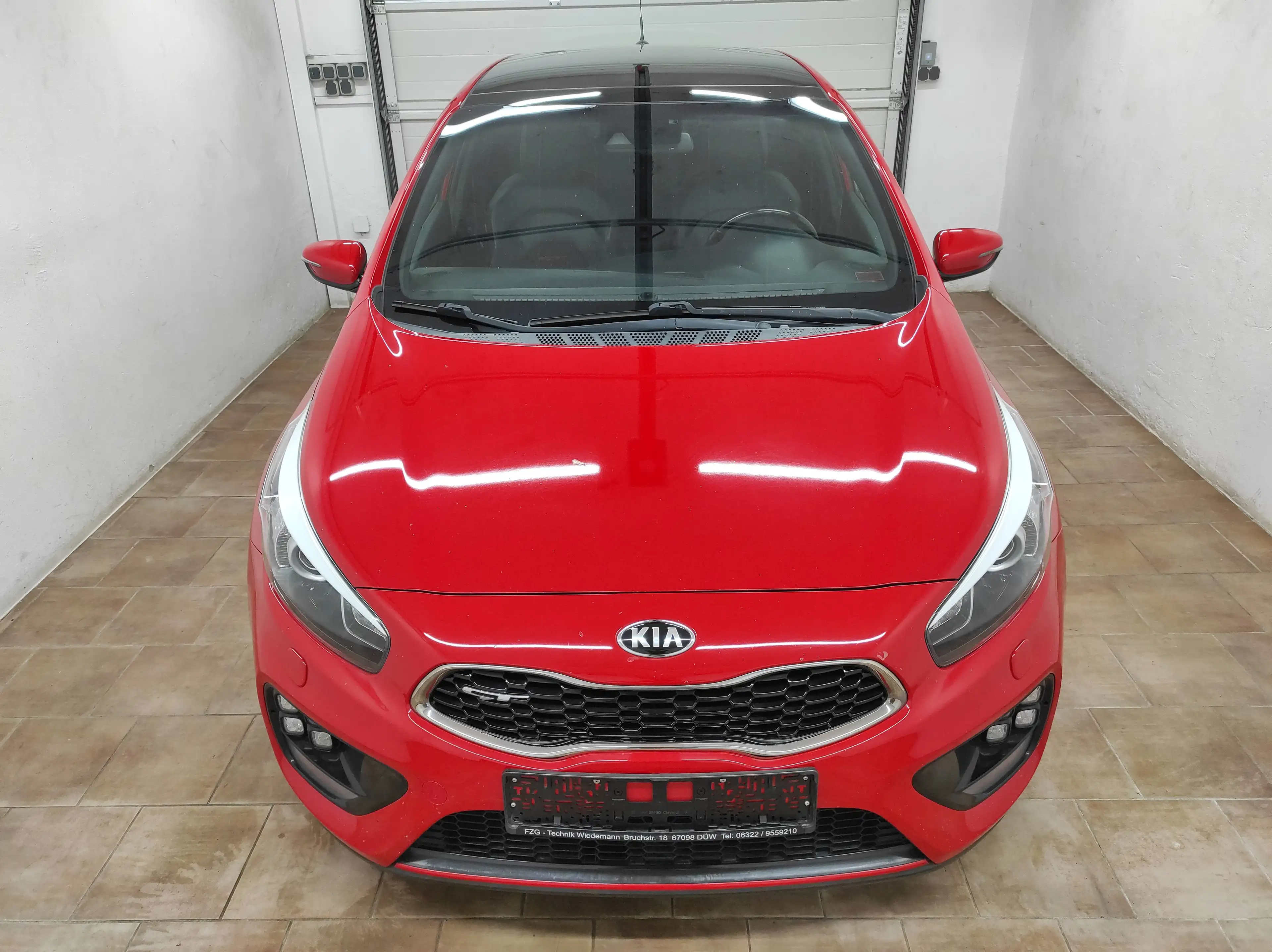 Kia Ceed / cee'd 1.6 T-GDI GT-Track NAVI PANO KAMERA PDC SHZ KLIMA — photo 5