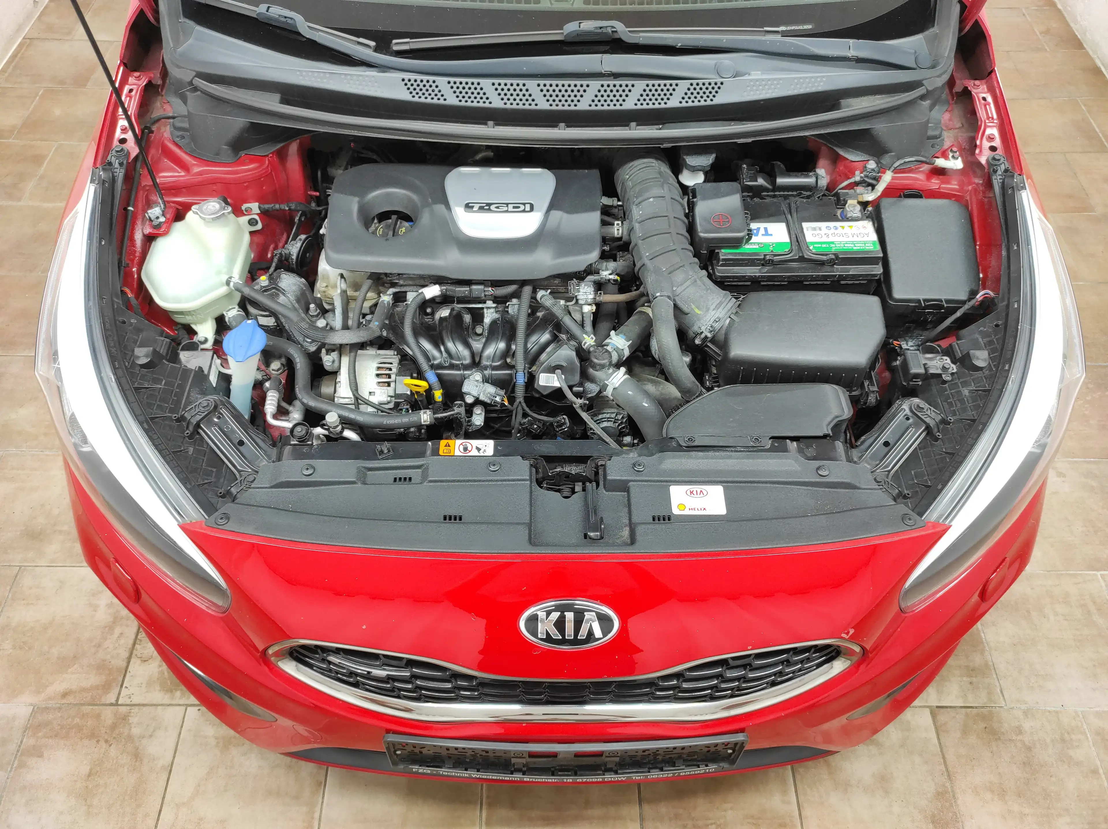 Kia Ceed / cee'd 1.6 T-GDI GT-Track NAVI PANO KAMERA PDC SHZ KLIMA — photo 15