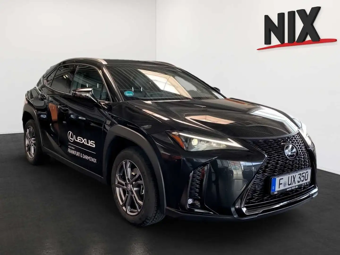 Lexus UX 300h 2.0 Hybrid F-Sport Design LED SHZ Černá - 2