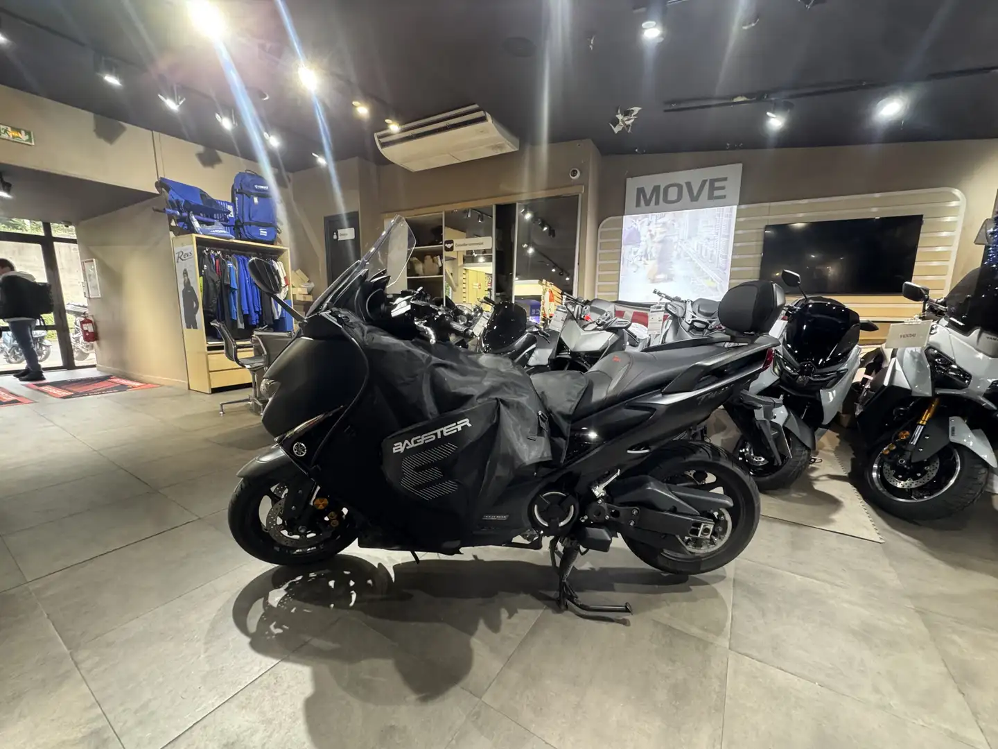 Yamaha TMAX 560 Nero - 2