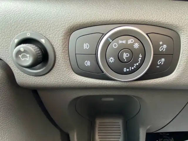 Ford Transit view 8