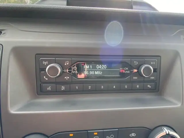Ford Transit view 13