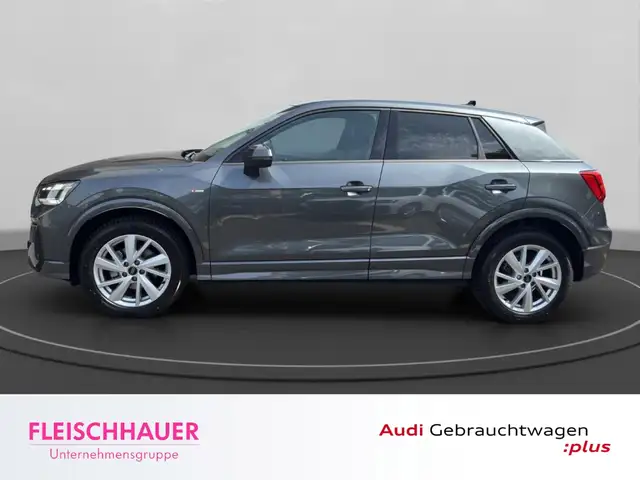 Audi Q2 view 3
