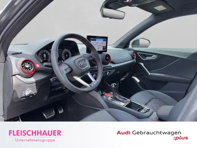 Audi Q2 view 10