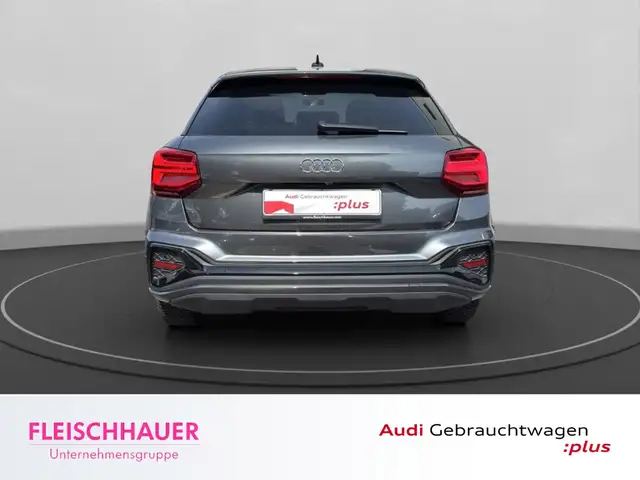 Audi Q2 view 6