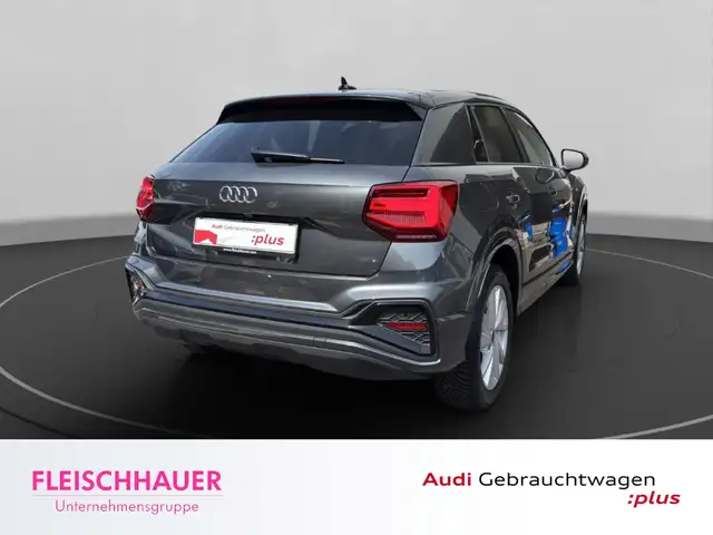Audi Q2 view 7