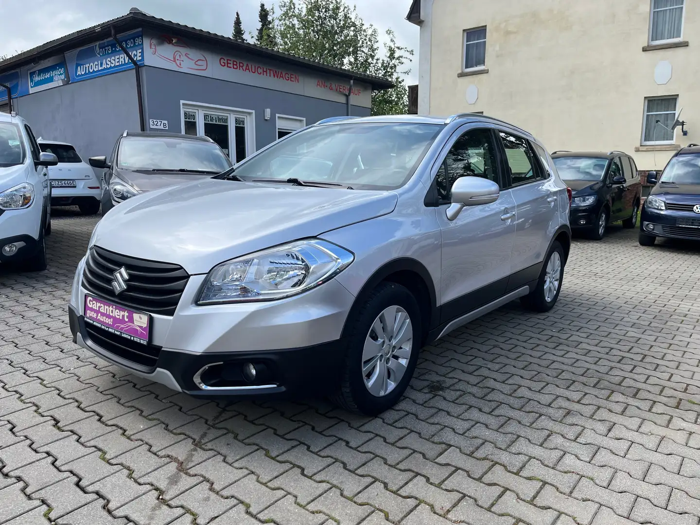 Suzuki SX4 S-Cross Comfort 4x4 / Sitzh. / AHK / Argintiu - 1