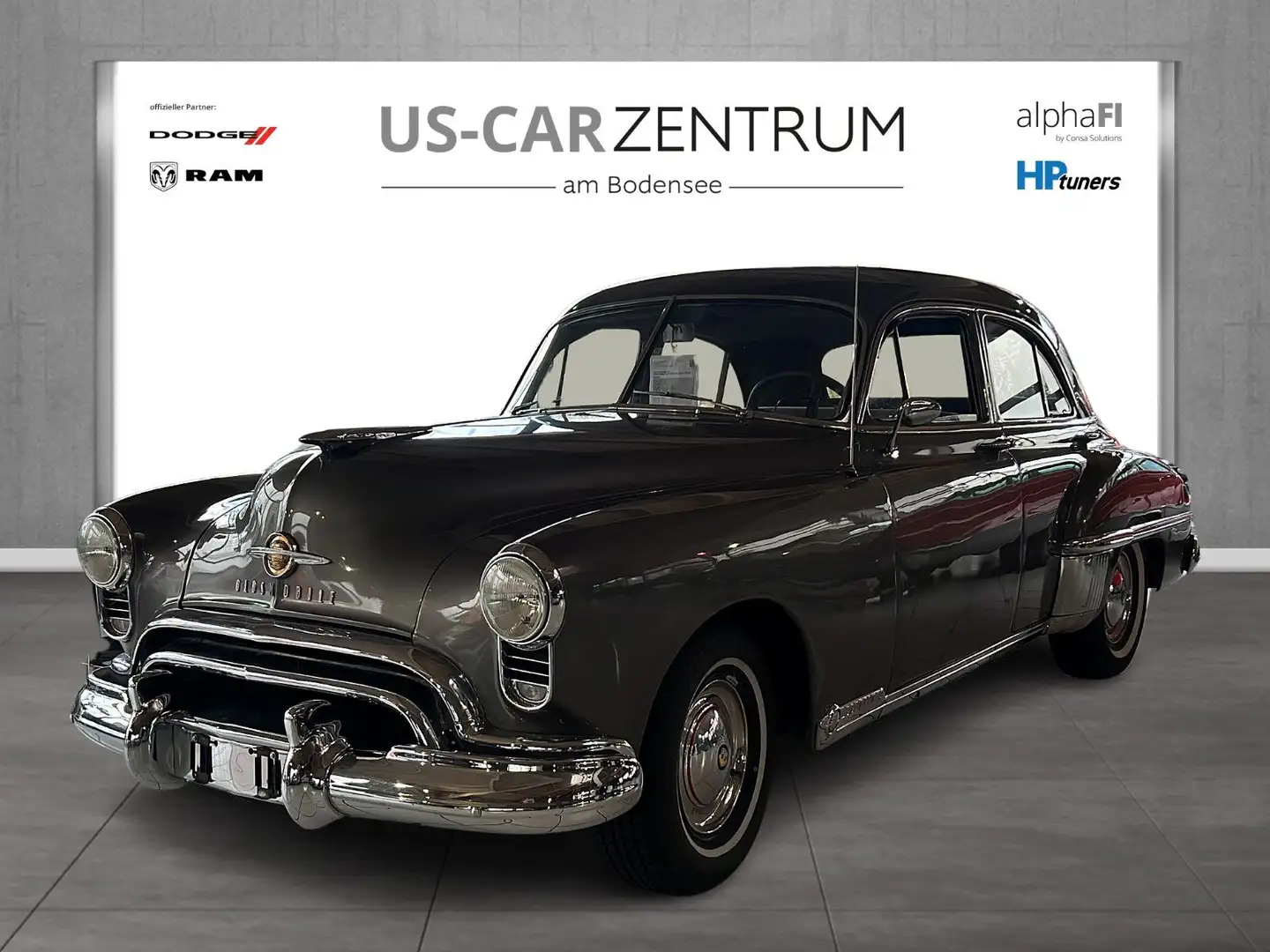 Oldsmobile Sonstige Eighty-Eight 88 4-Door 303cui Rocket - 1