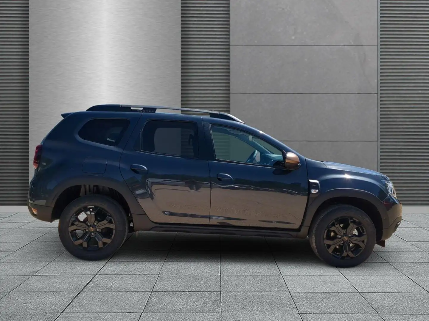 Dacia Duster Extreme SHZ+Klimaauto+PDC TCe 150 EDC 110 kW (1... Grau - 2