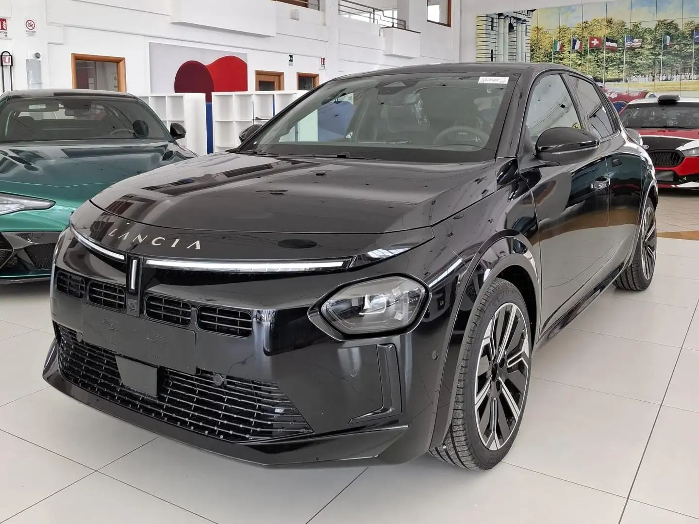 Lancia Ypsilon 1.2 HYBRID LX 100CV AUT. **NUOVA D IMMATR** Nero - 1