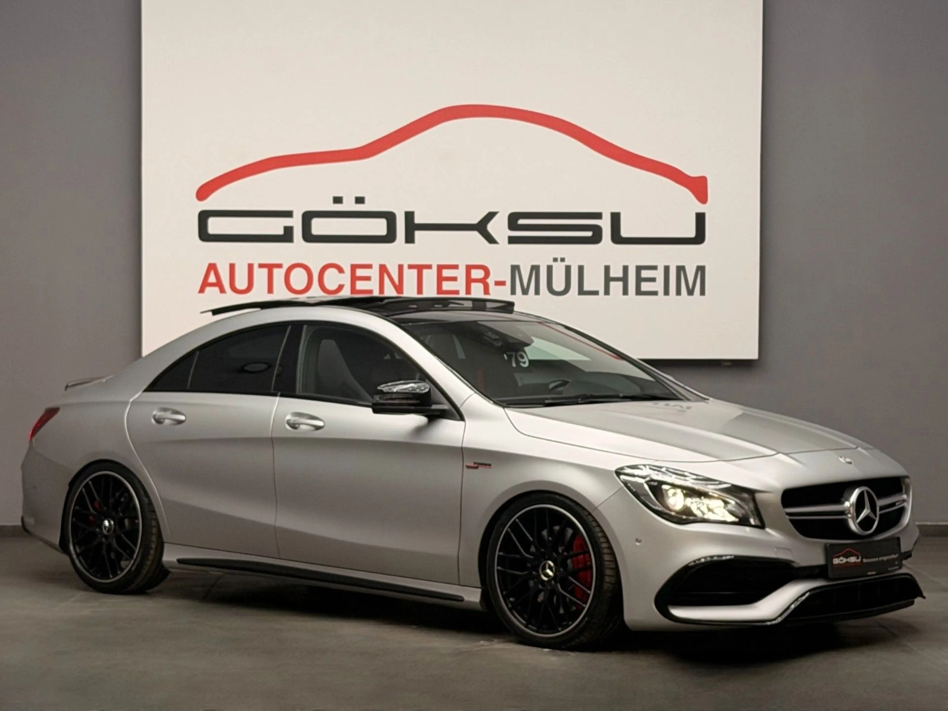 Mercedes-Benz CLA 45 AMG 4M *Pano*Night*Kamera*H&K*Perf.Sitze* — photo 3