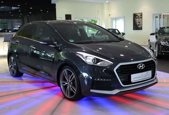 Hyundai i30 Turbo*LEDER*XENON*PANO*SHZ*PDC*LHZ*ALU*MFL*