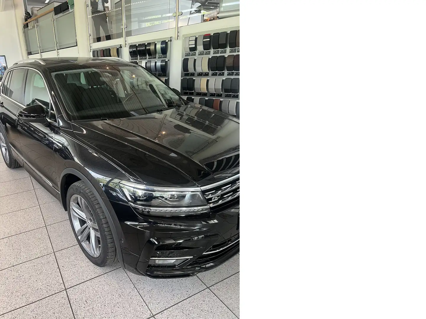 Volkswagen Tiguan R-Line, Highline, Dig-Cockpit, Pano, Alcant. Schwarz - 2