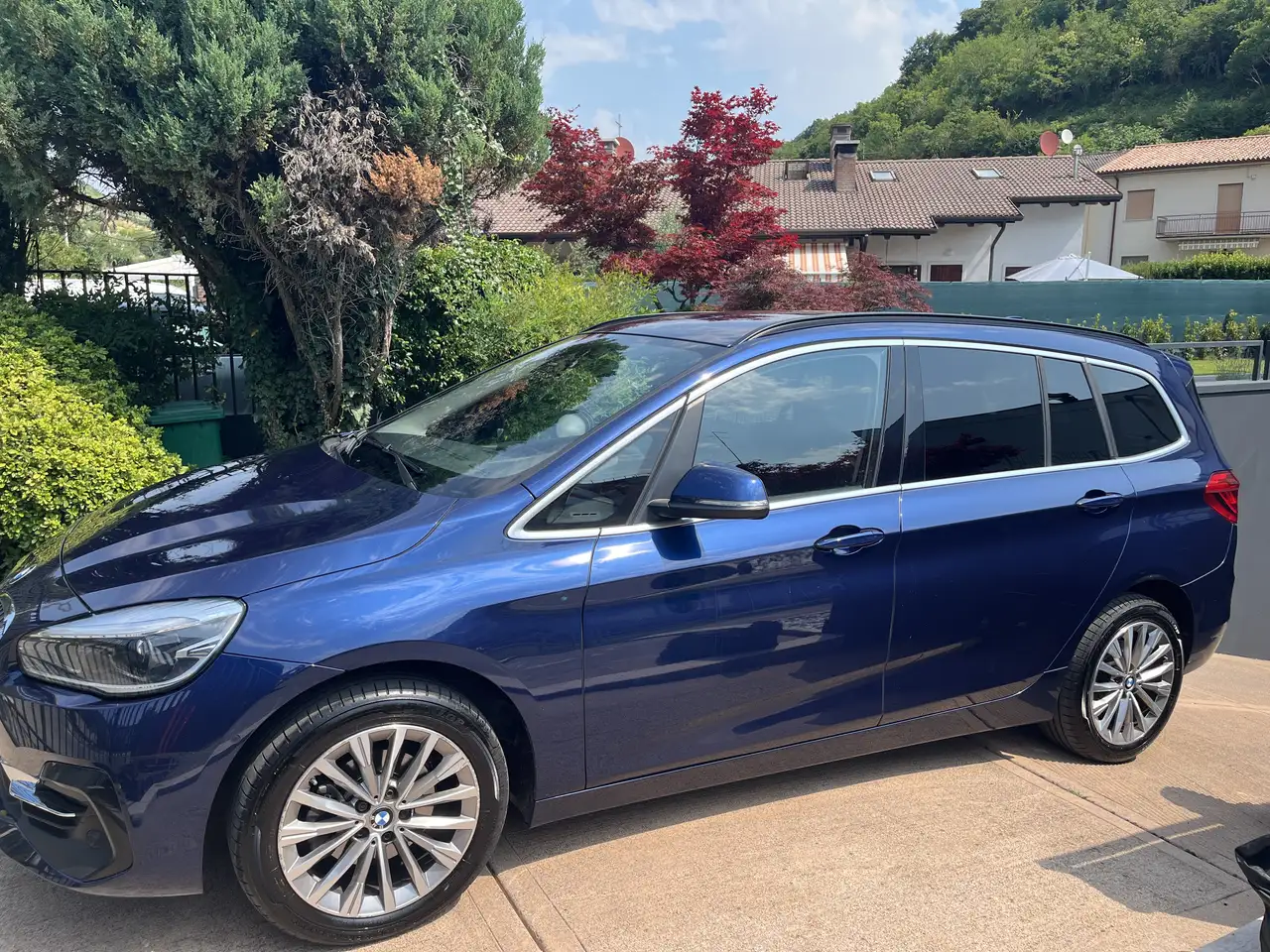 BMW 216